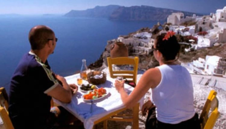 Ανακοίνωση ΕΦΕΤ: Προσοχή στη φέτα και στο λάδι